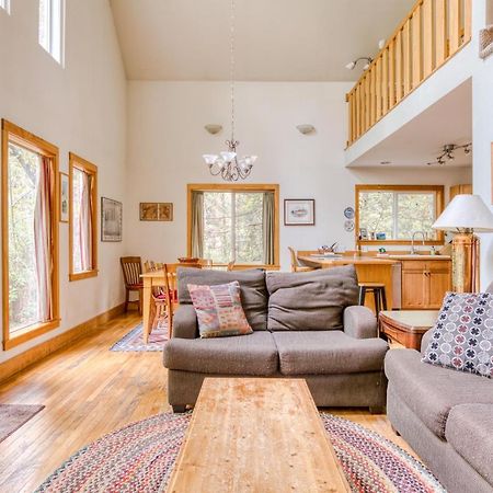 Wildwood Cabin Welches Екстериор снимка