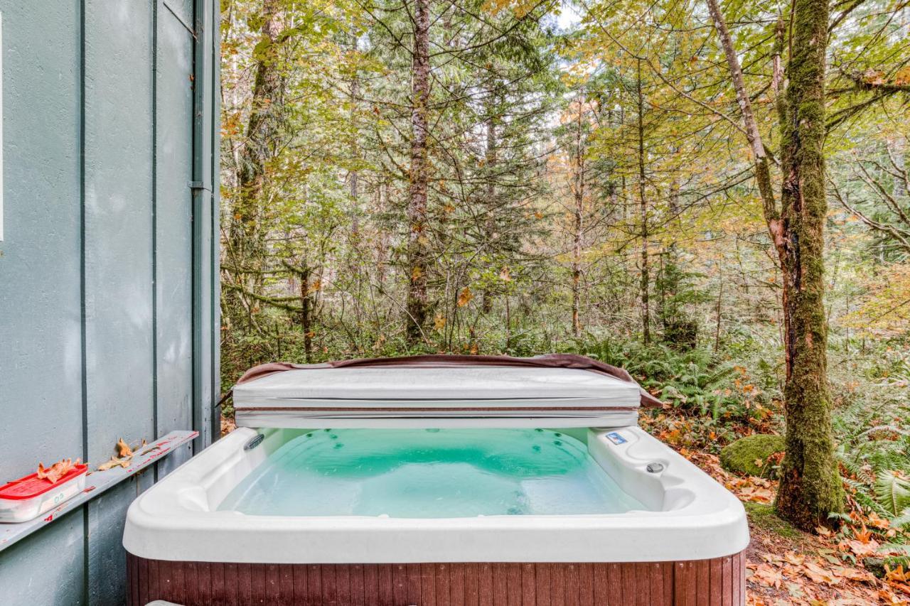 Wildwood Cabin Welches Екстериор снимка