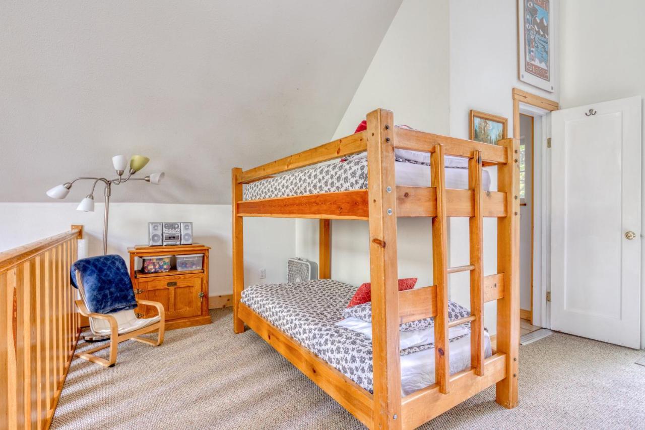 Wildwood Cabin Welches Екстериор снимка