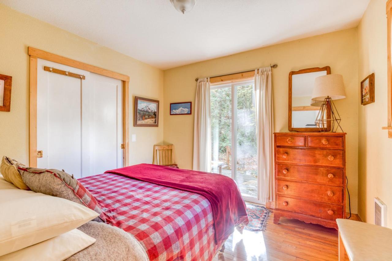 Wildwood Cabin Welches Екстериор снимка